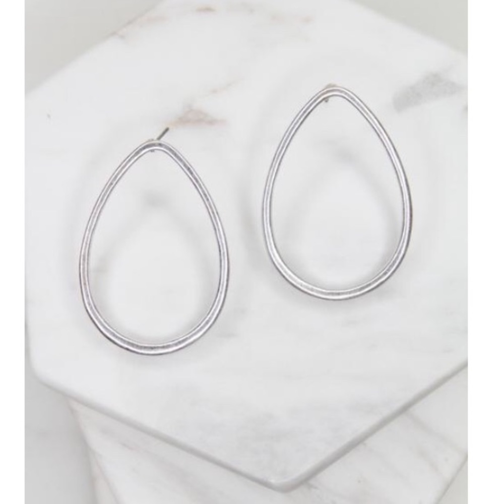 Ivy Teardrop Stud Earrings in Silver
